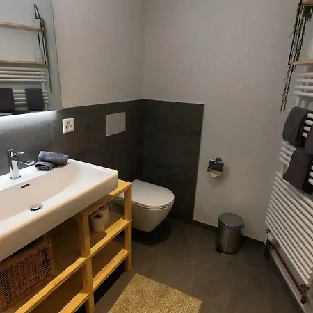 杜巴瑟木屋旅馆